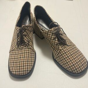 Charles & Keith Brown Houndstooth Cloth Lace Up Shoes 9